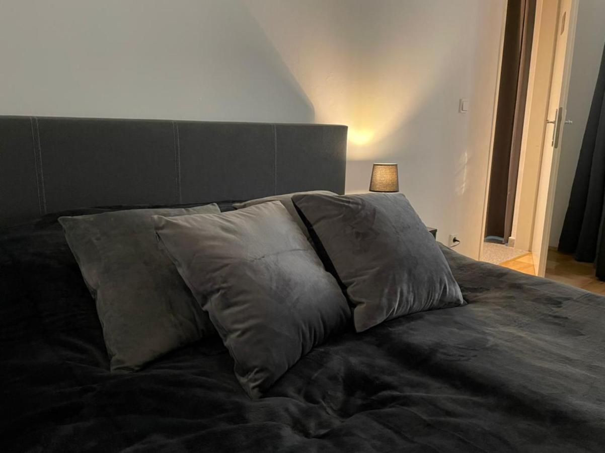Designer Apartment, 5 Min To City Center Wien Exteriör bild