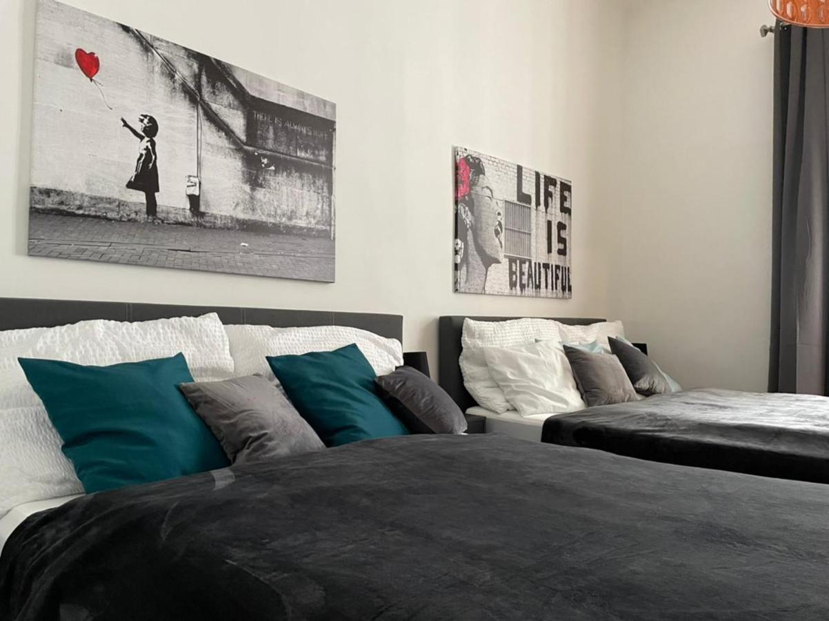 Designer Apartment, 5 Min To City Center Wien Exteriör bild