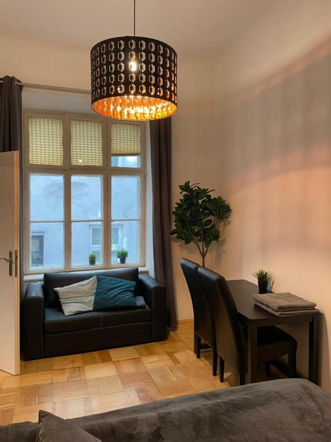 Designer Apartment, 5 Min To City Center Wien Exteriör bild