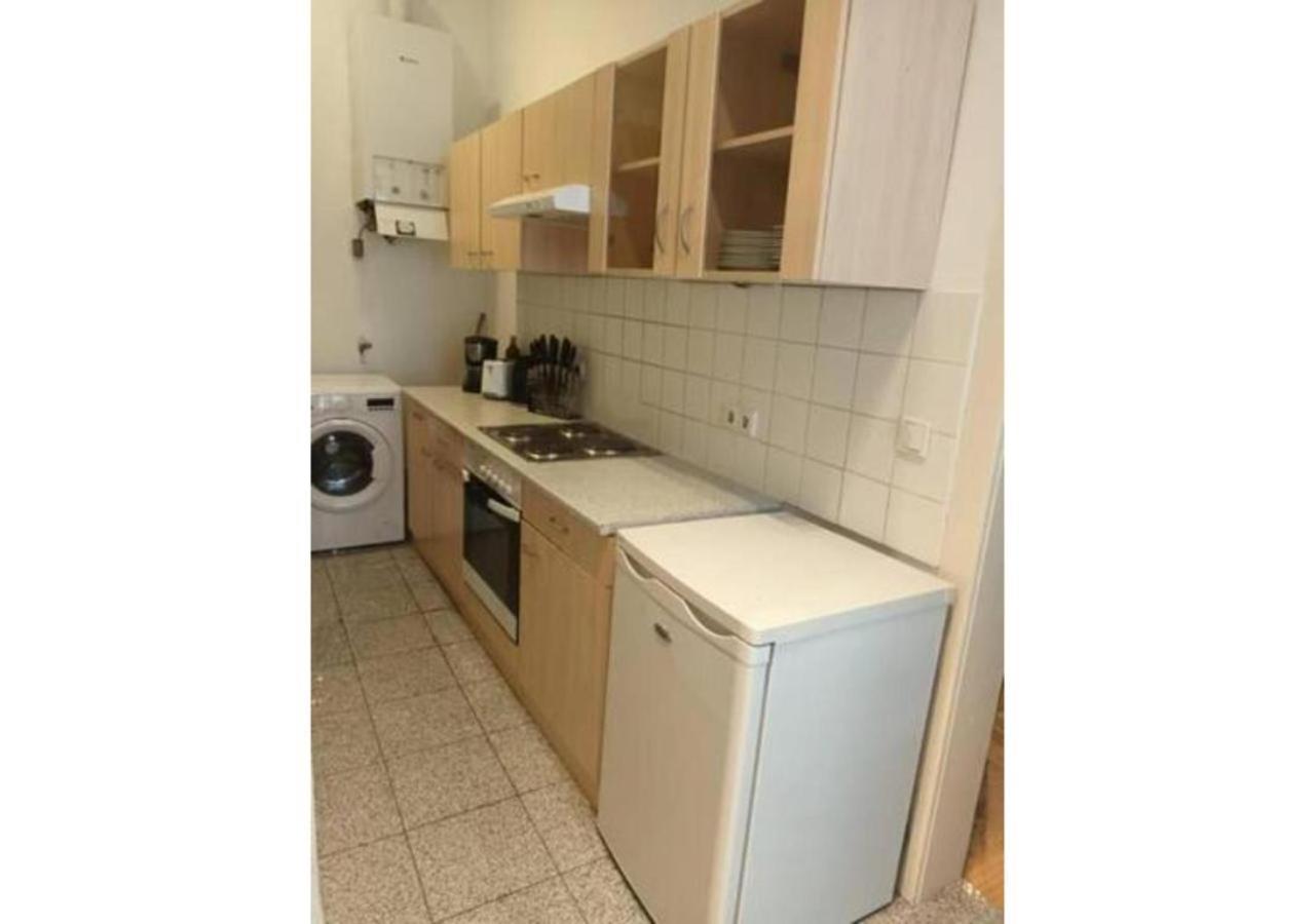 Designer Apartment, 5 Min To City Center Wien Exteriör bild